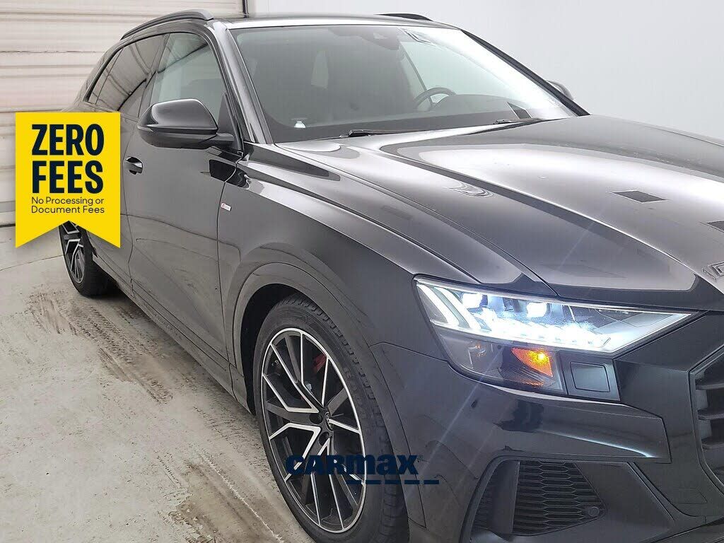 2022 AUDI Q8