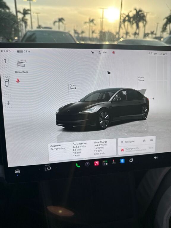 2024 TESLA Model 3