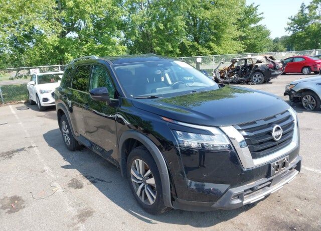 2024 NISSAN Pathfinder