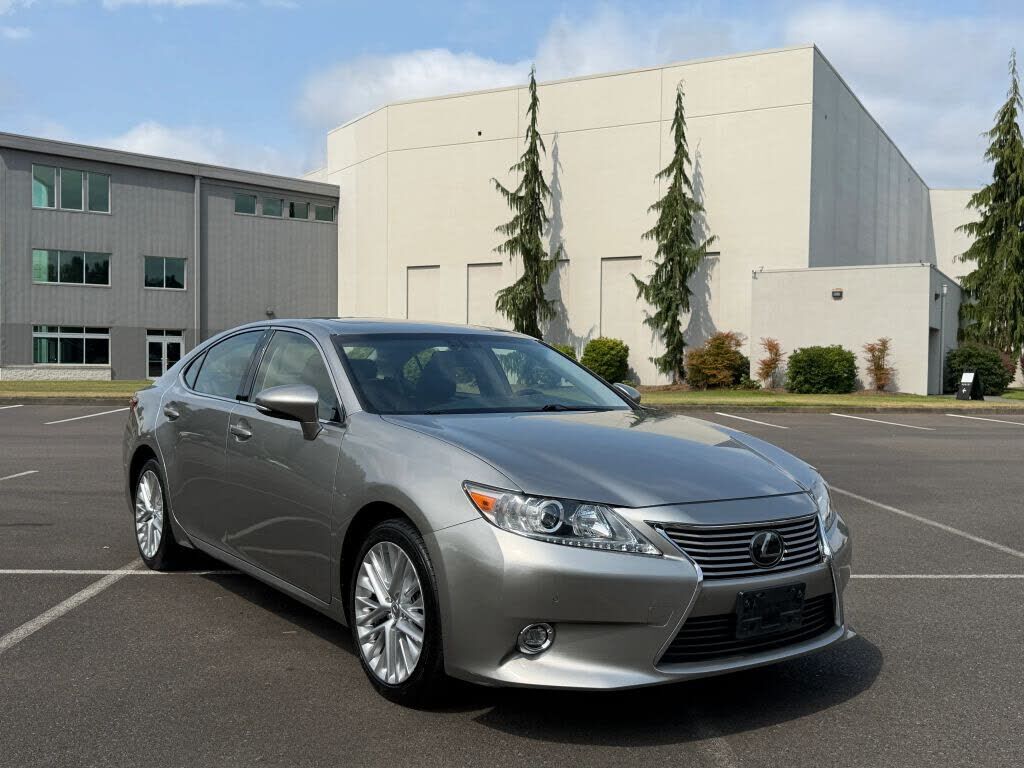 2015 LEXUS ES