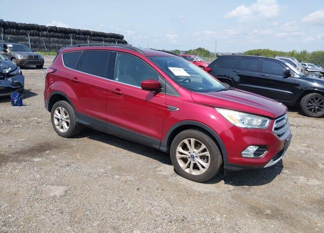 2017 FORD Escape