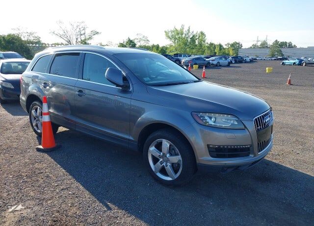 2012 AUDI Q7