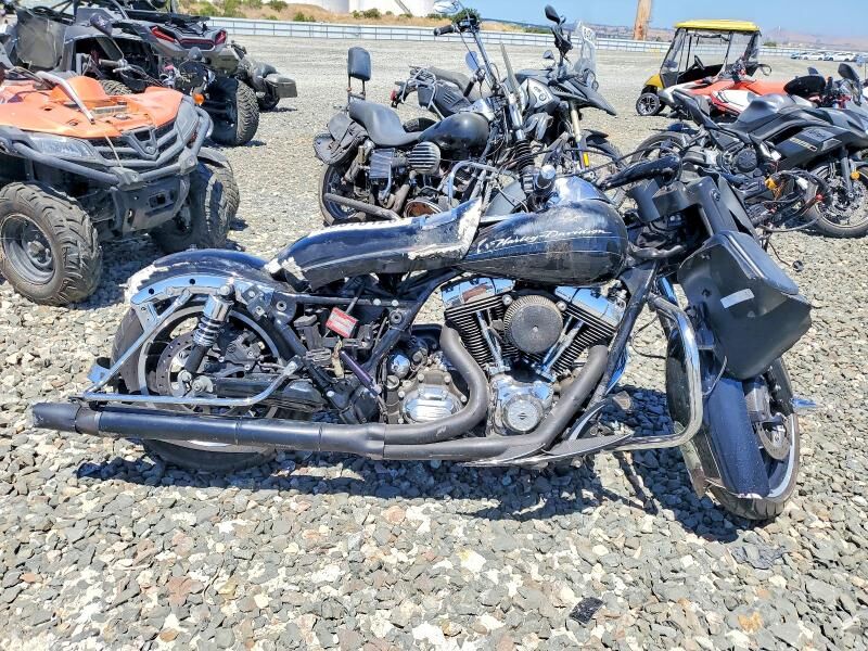 2013 HARLEY DAVIDSON Road Glide Custom