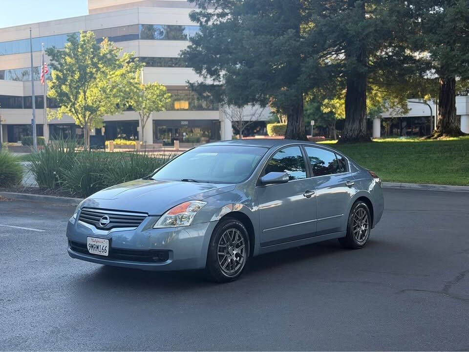 2010 NISSAN Altima