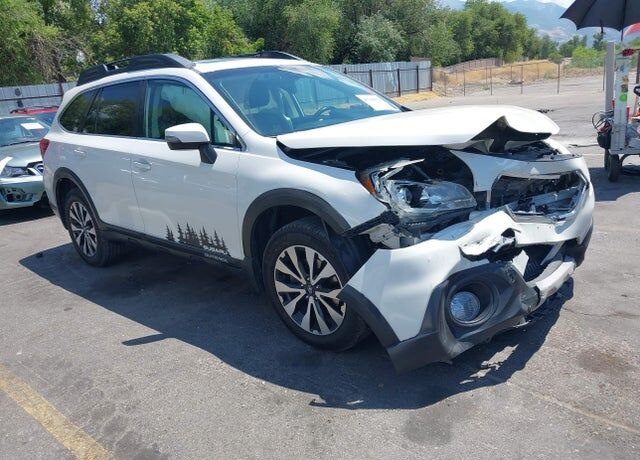 2016 SUBARU Outback