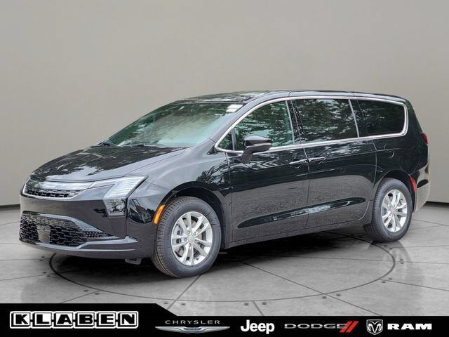 2027 CHRYSLER Pacifica