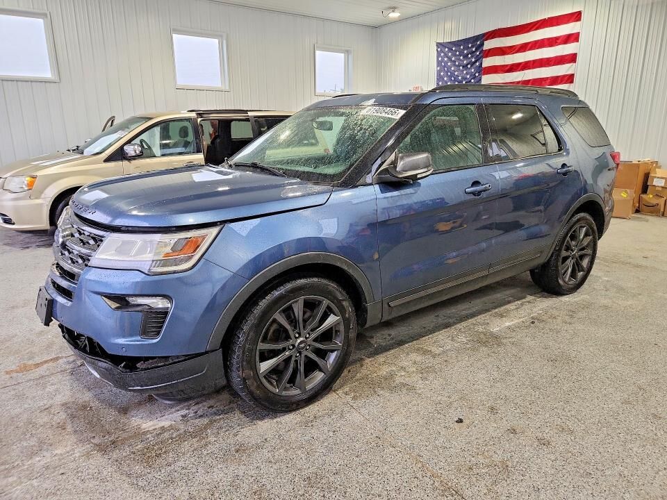 2018 FORD Explorer