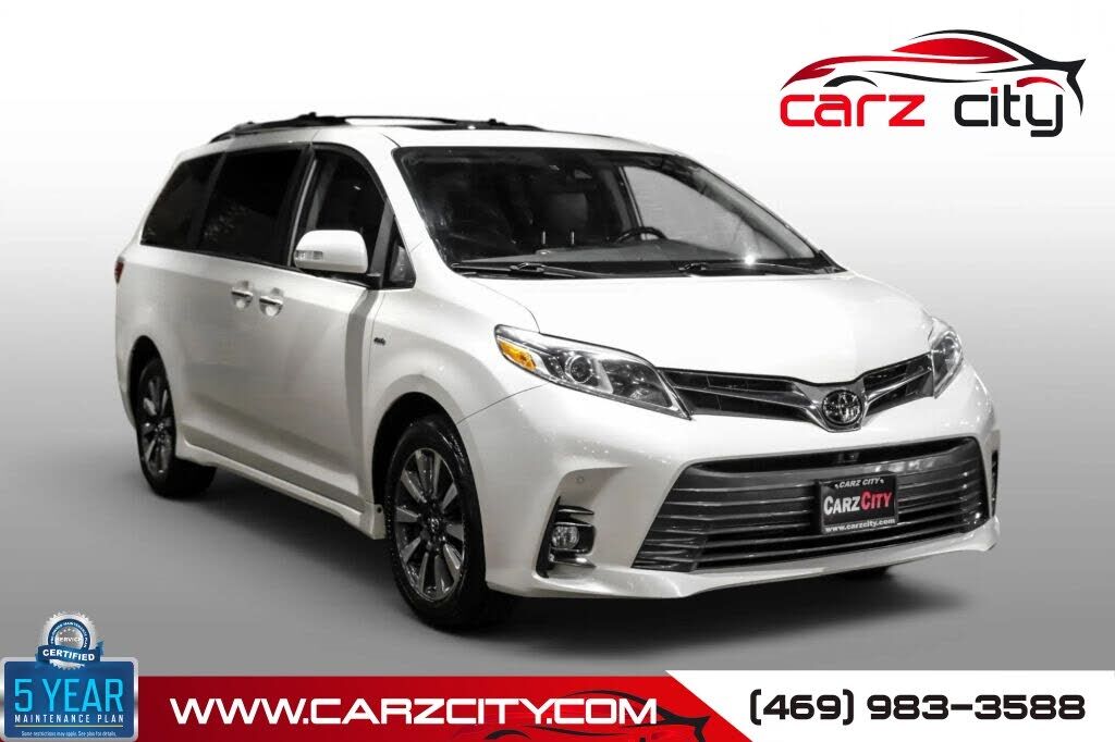 2019 TOYOTA Sienna