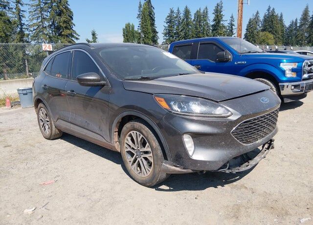2020 FORD Escape