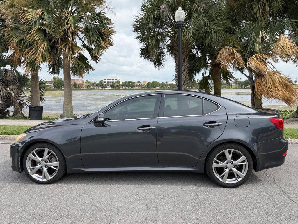 2009 LEXUS IS