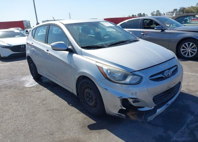 2014 HYUNDAI Accent