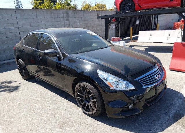 2011 INFINITI G25
