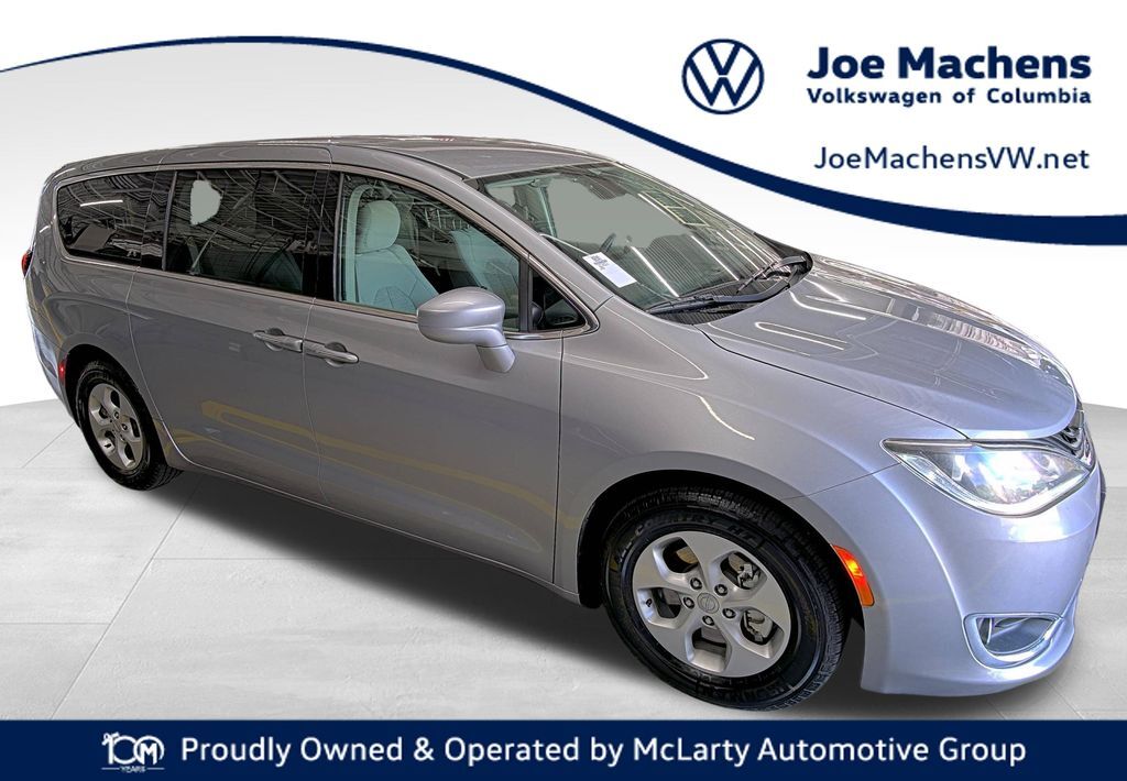 2018 CHRYSLER Pacifica