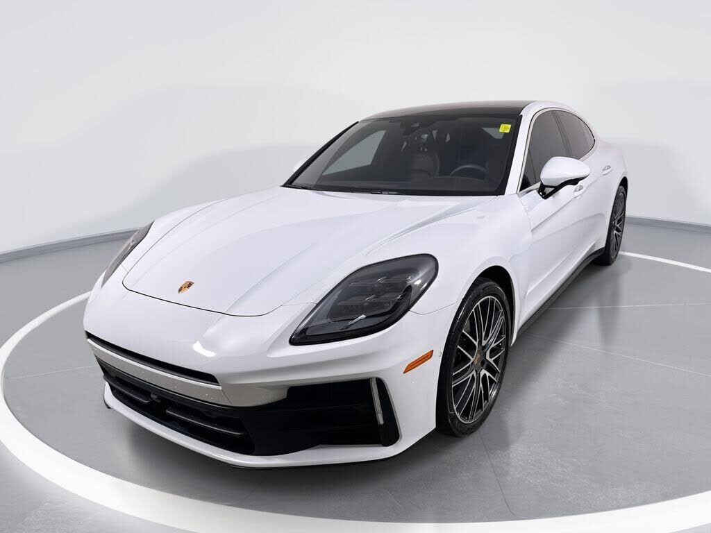 2024 PORSCHE Panamera