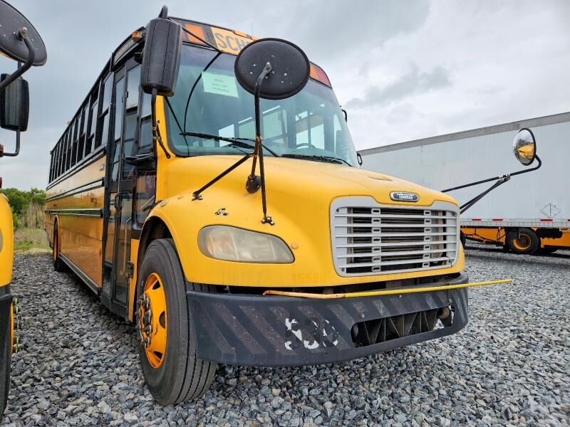 2009 FREIGHTLINER B2 Bus Chassis
