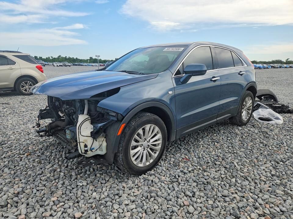 2024 CADILLAC XT4