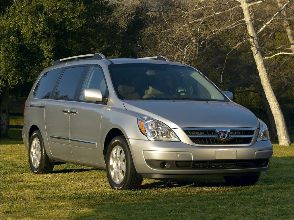 2008 HYUNDAI Entourage