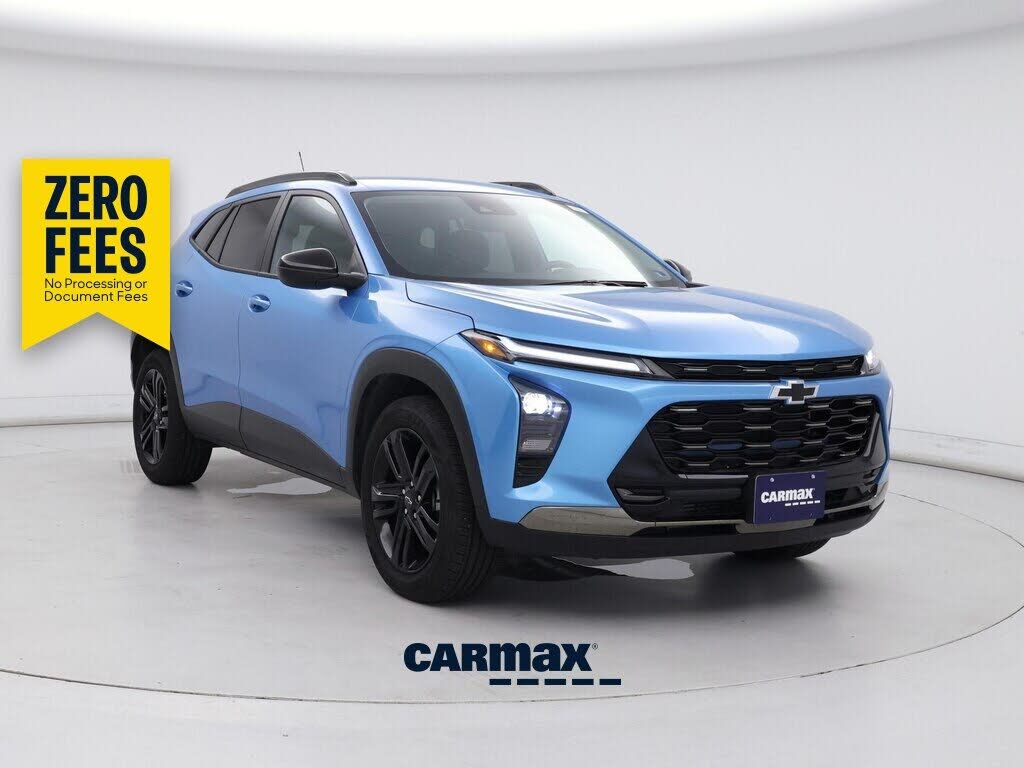 2025 CHEVROLET Trax