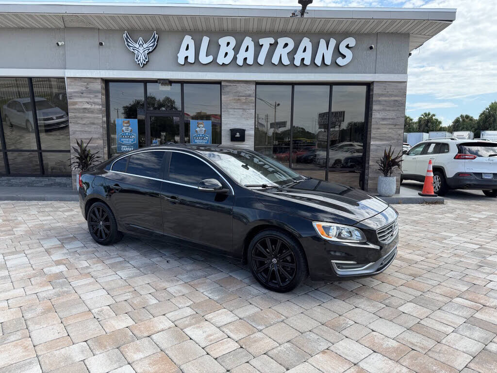 2016 VOLVO S60