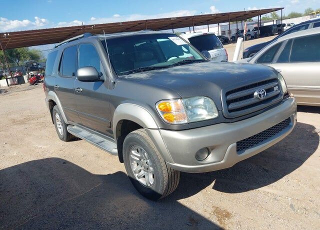 2004 TOYOTA Sequoia