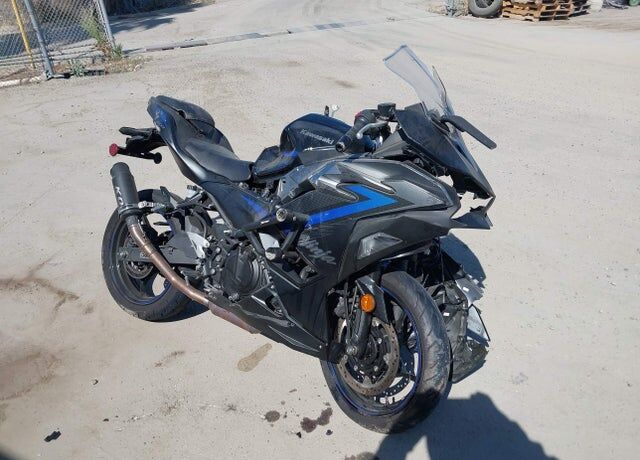 2025 KAWASAKI Ninja
