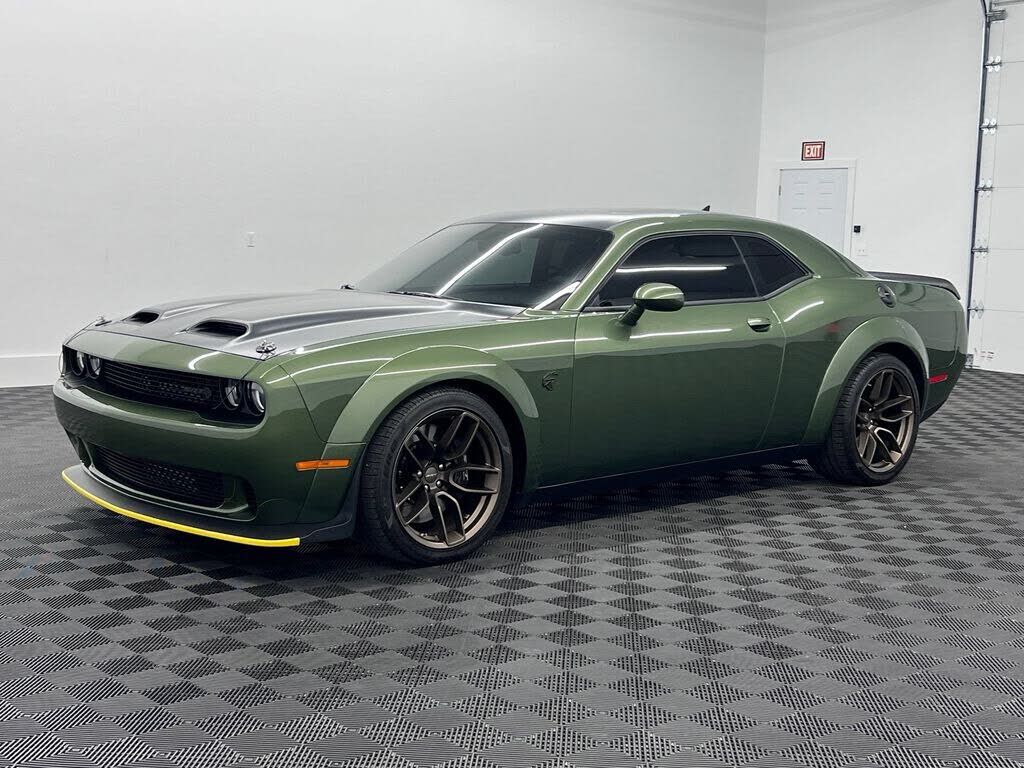 2022 DODGE Challenger