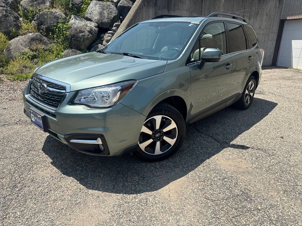 2017 SUBARU Forester