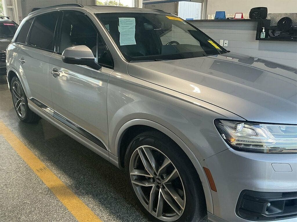 2018 AUDI Q7