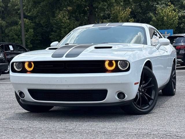2017 DODGE Challenger
