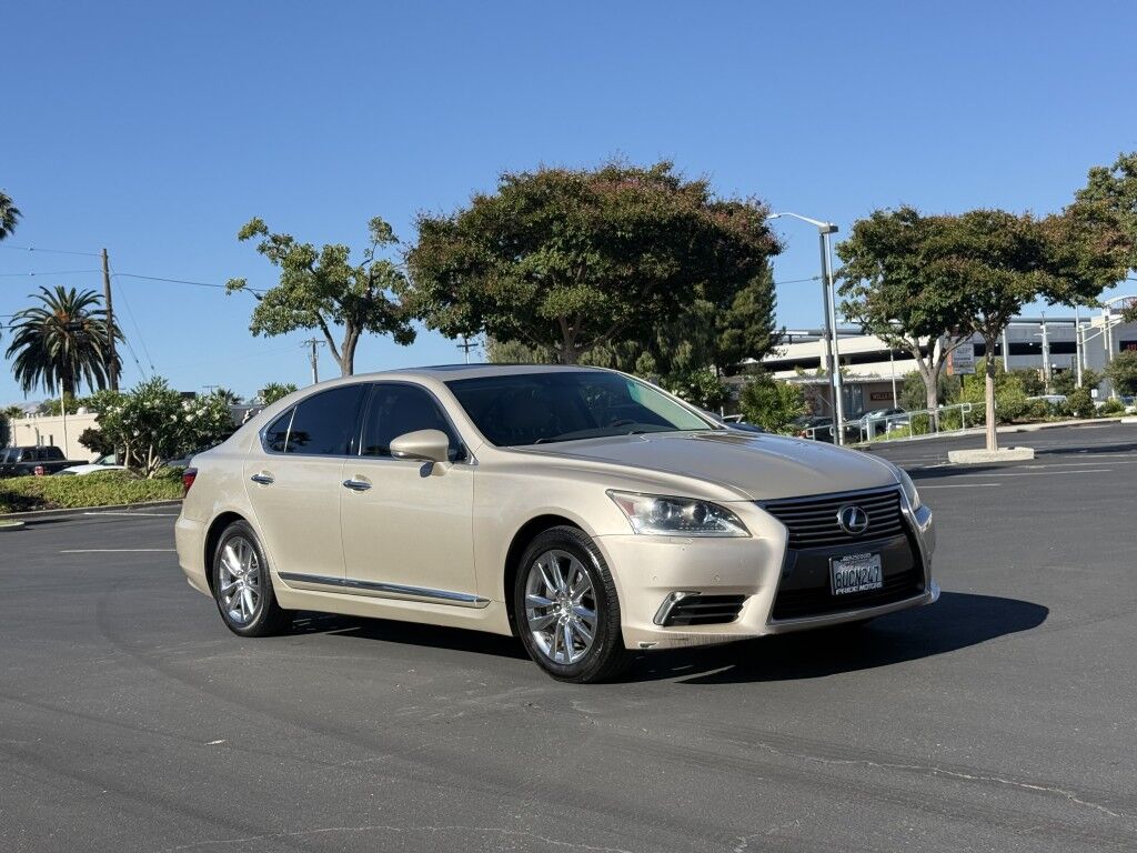 2013 LEXUS LS