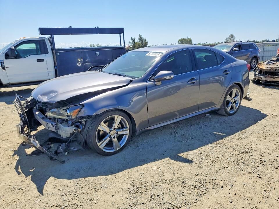 2013 LEXUS IS