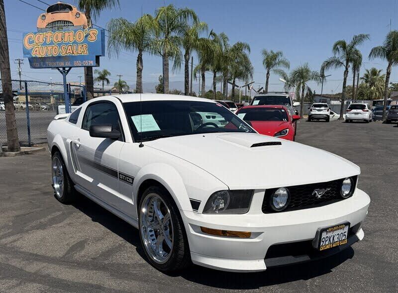2008 FORD Mustang