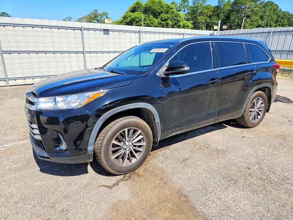 2018 TOYOTA Highlander