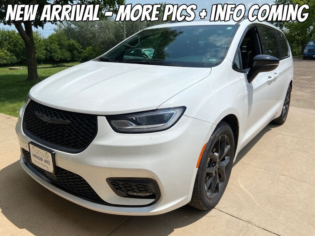 2025 CHRYSLER Pacifica