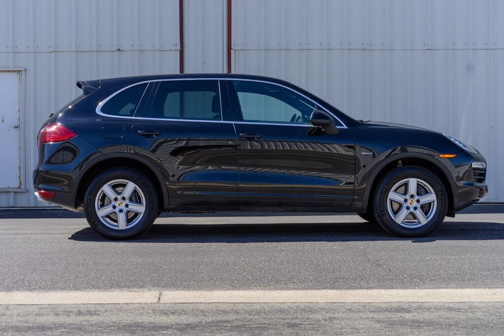 2014 PORSCHE Cayenne