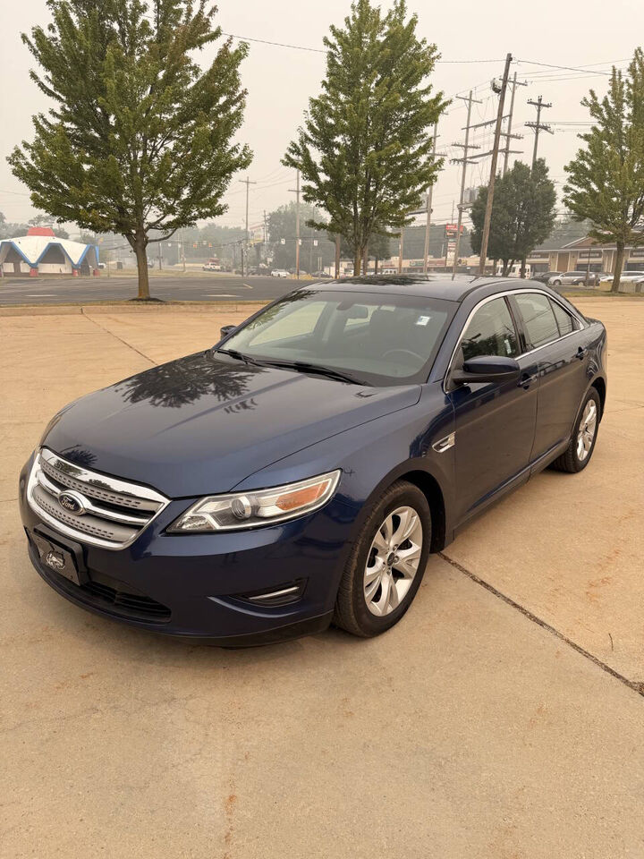 2012 FORD Taurus