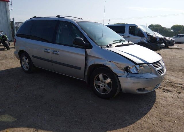 2006 DODGE Caravan
