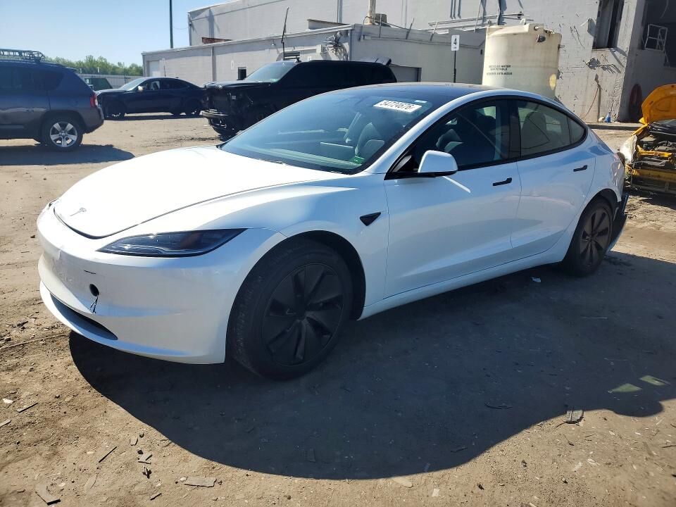 2024 TESLA Model 3