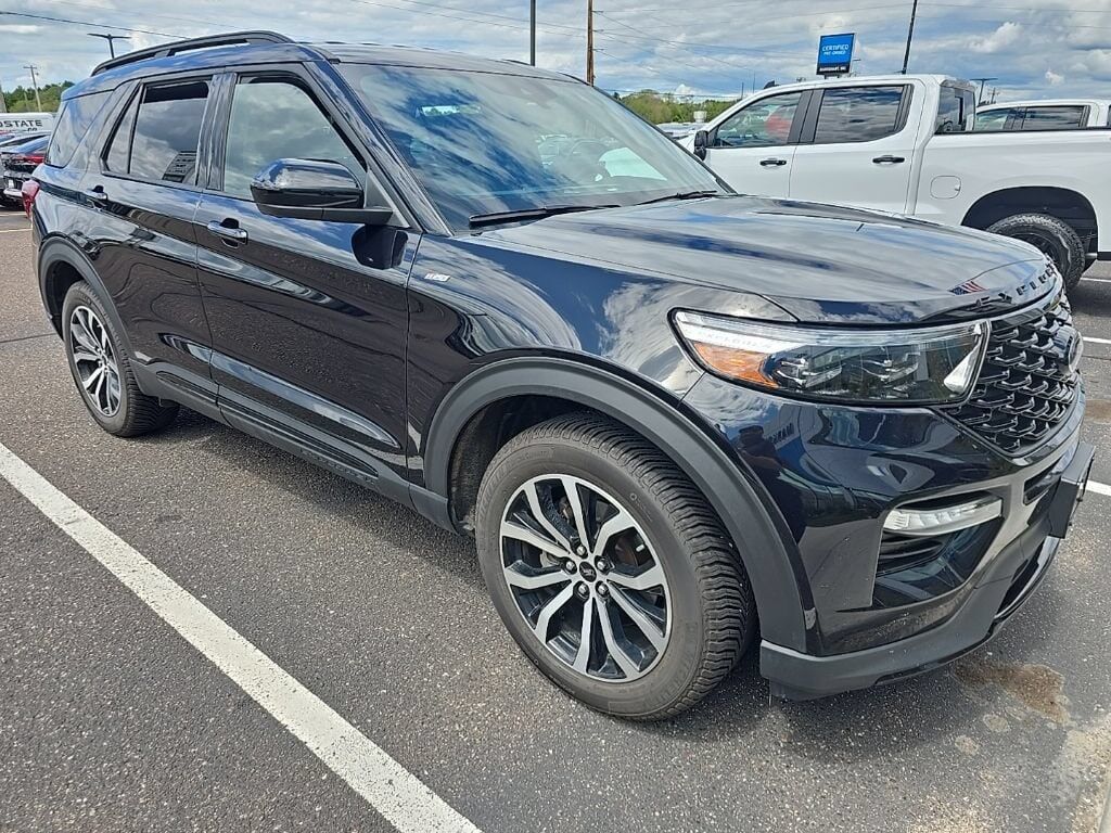 2022 FORD Explorer