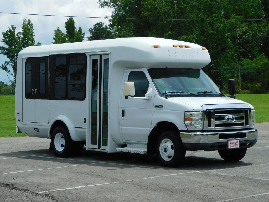 2014 FORD E-350