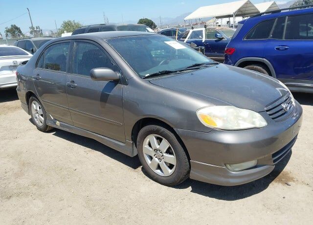 2004 TOYOTA Corolla