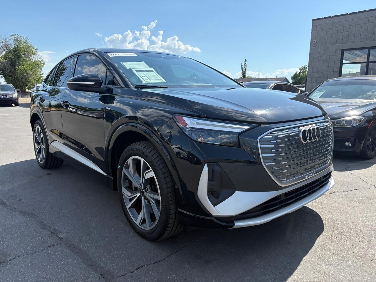 2023 AUDI Q4