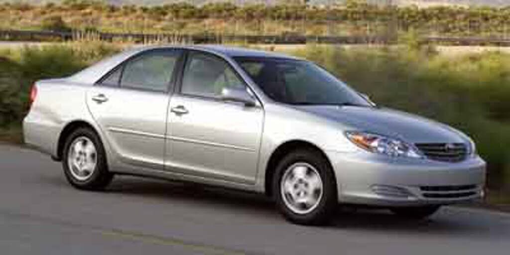 2004 TOYOTA Camry