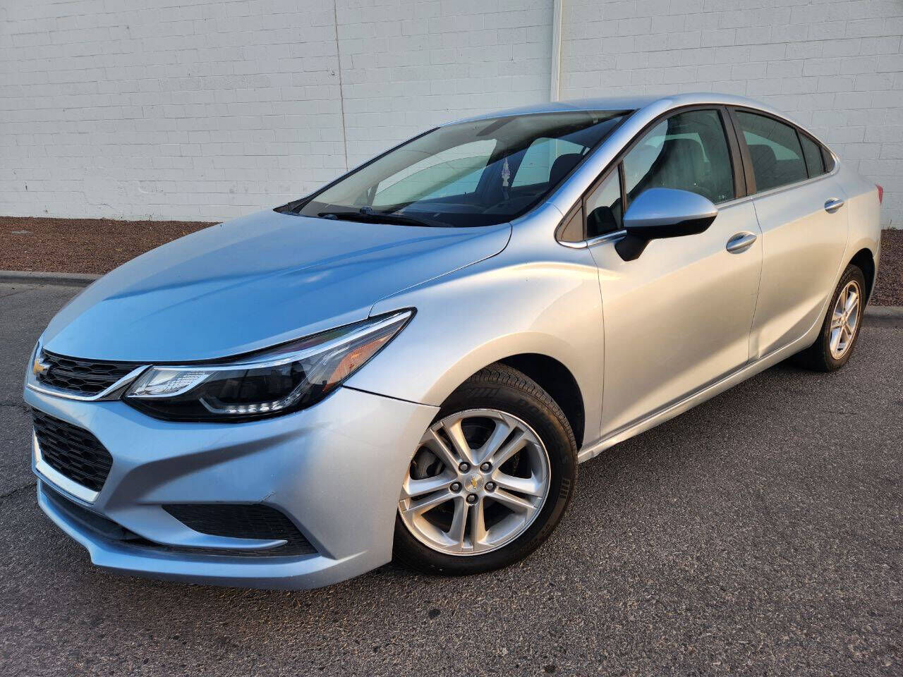 2017 CHEVROLET Cruze
