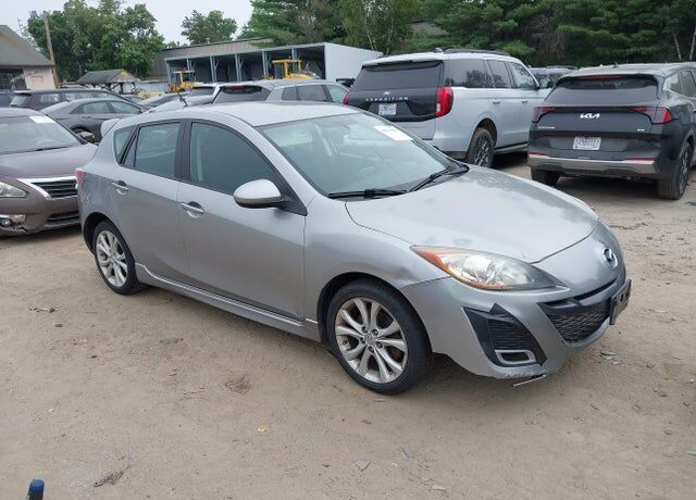 2011 MAZDA Mazda3