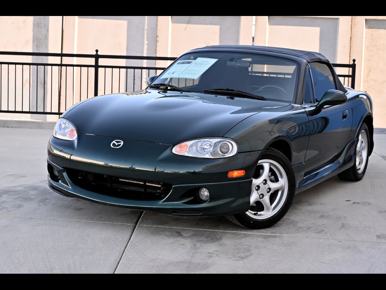 2002 MAZDA MX-5