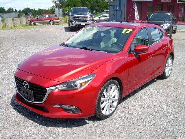 2017 MAZDA Mazda3