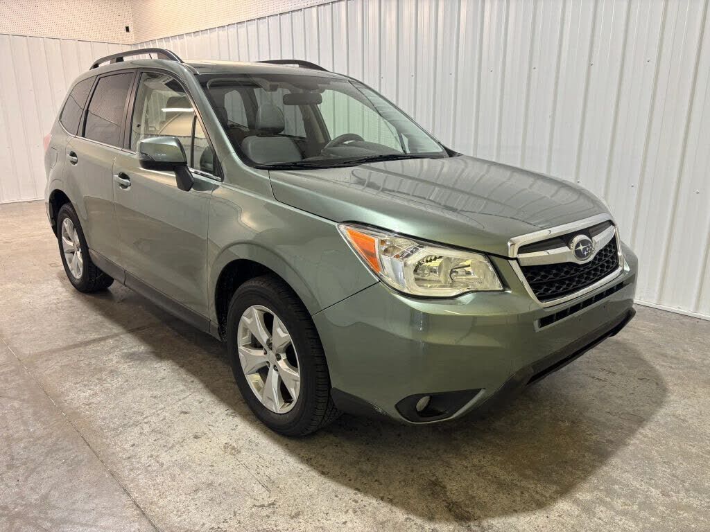 2014 SUBARU Forester