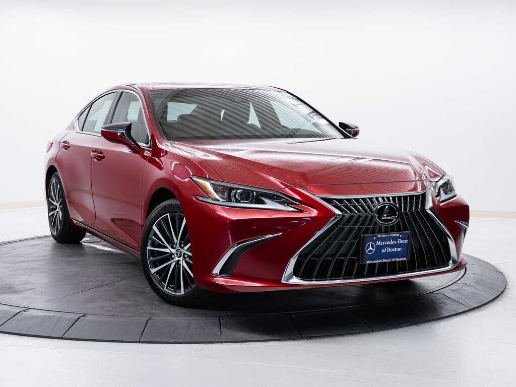 2024 LEXUS ES
