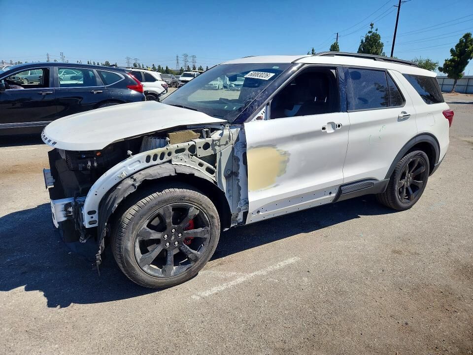 2021 FORD Explorer